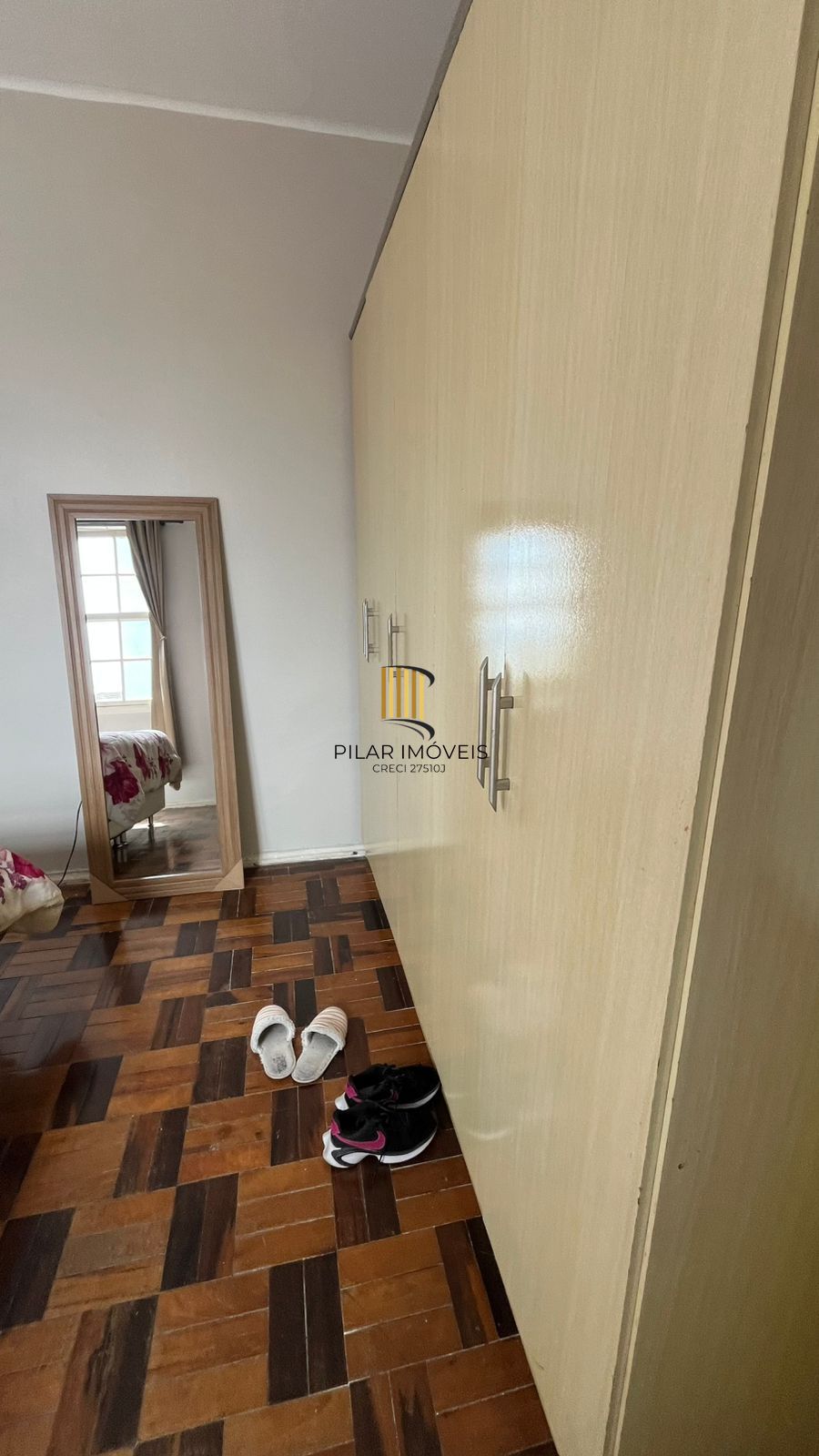 Apartamento de 02 dormitórios, Bairro Floresta, Porto Alegre/RS