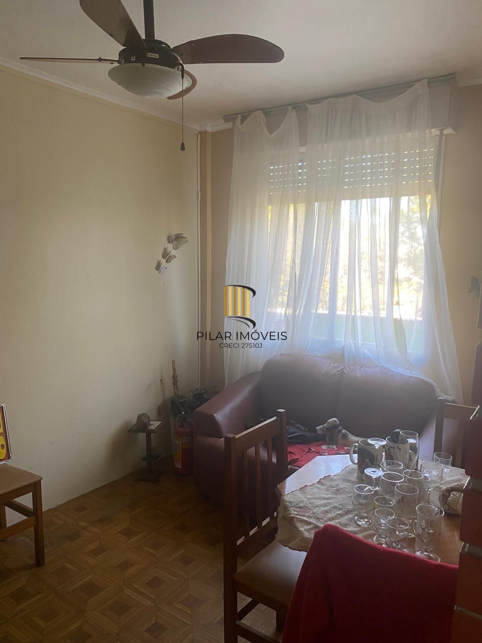 Apartamento com 02 dormitórios, Bairro Camaquã, Porto Alegre/RS