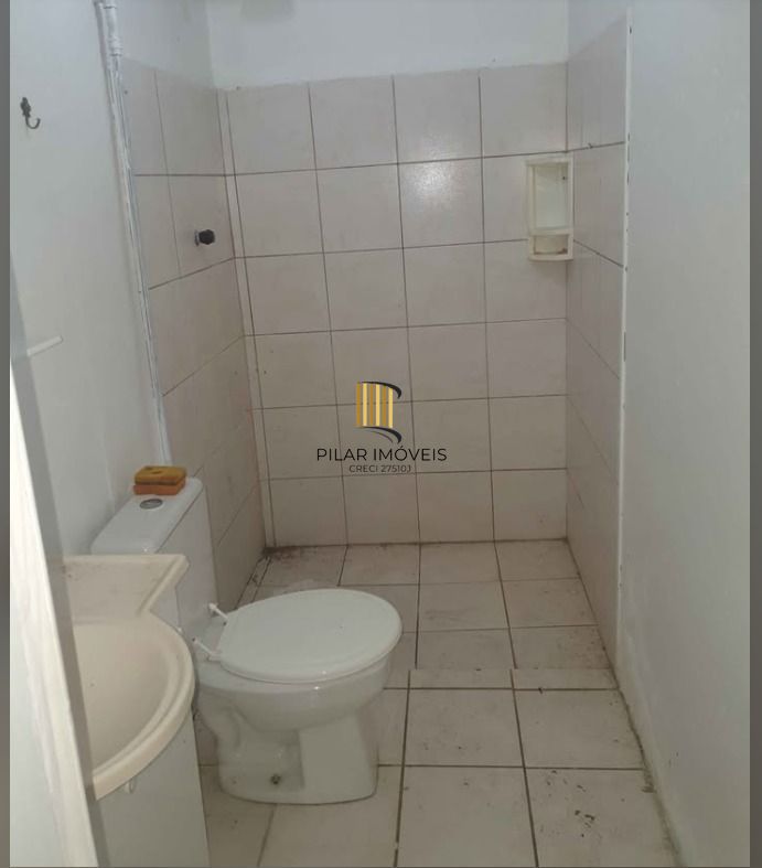 Casa de 02 pavimentos, Bairro Jardim Algarve, Porto Alegre/RS