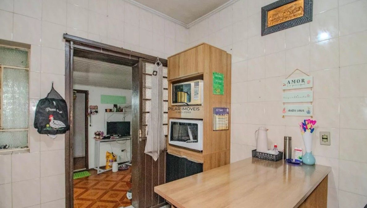 Apartamento térreo, Bairro IAPI, Porto Alegre/RS