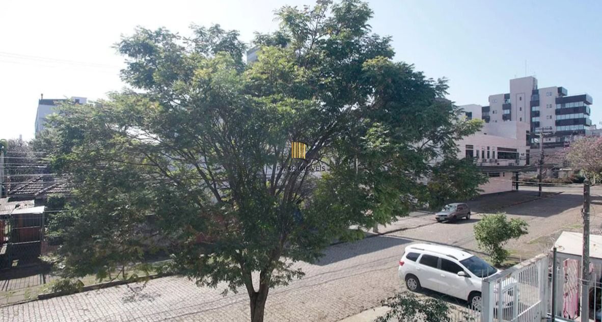 Apartamento com sacada, Bairro Santana, Porto Alegre/RS