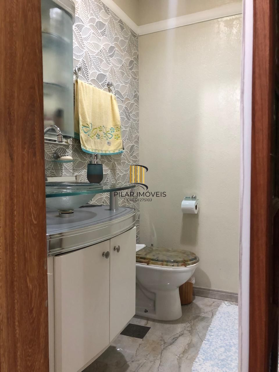 Sala Comercial no Passo da Areia com Banheiro Privativo – 30m²