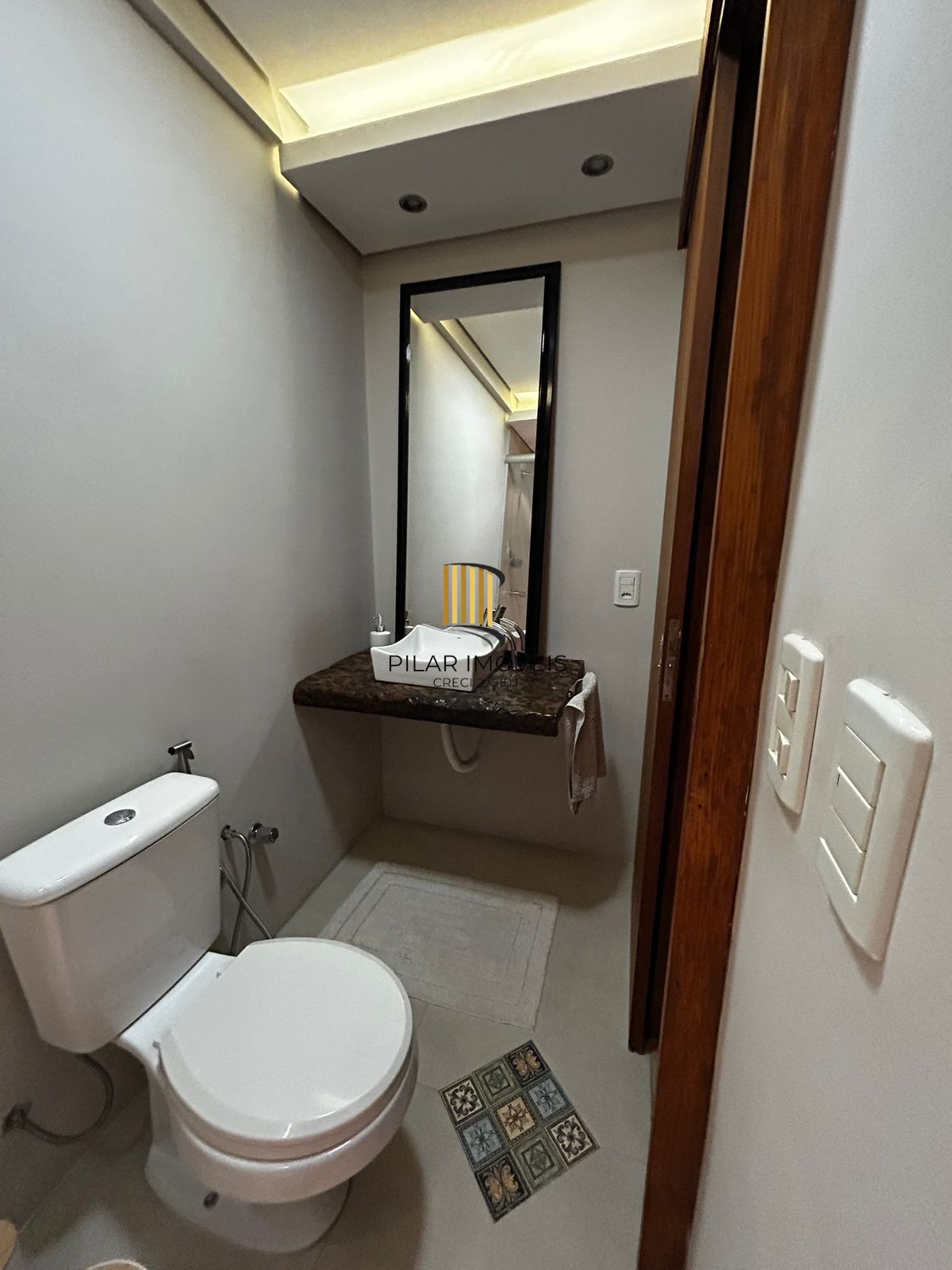 Amplo Apartamento de 183m² na Anita Garibaldi com 2 Vagas, Depósito e Projeto para Cobertura