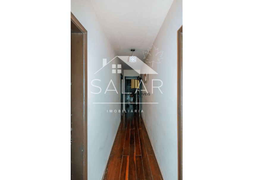 Casa em ótima localização, com 201m², Bairro Medianeira, Porto Alegre/RS