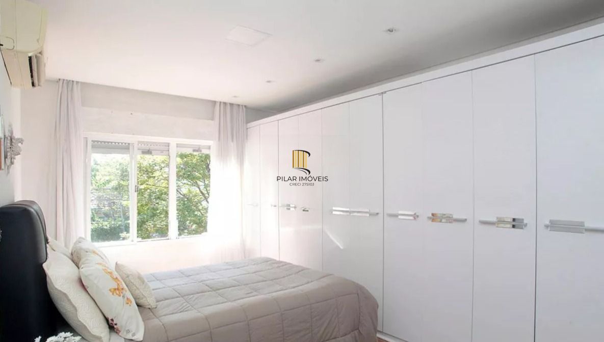 Apartamento com sacada, Bairro Santana, Porto Alegre/RS