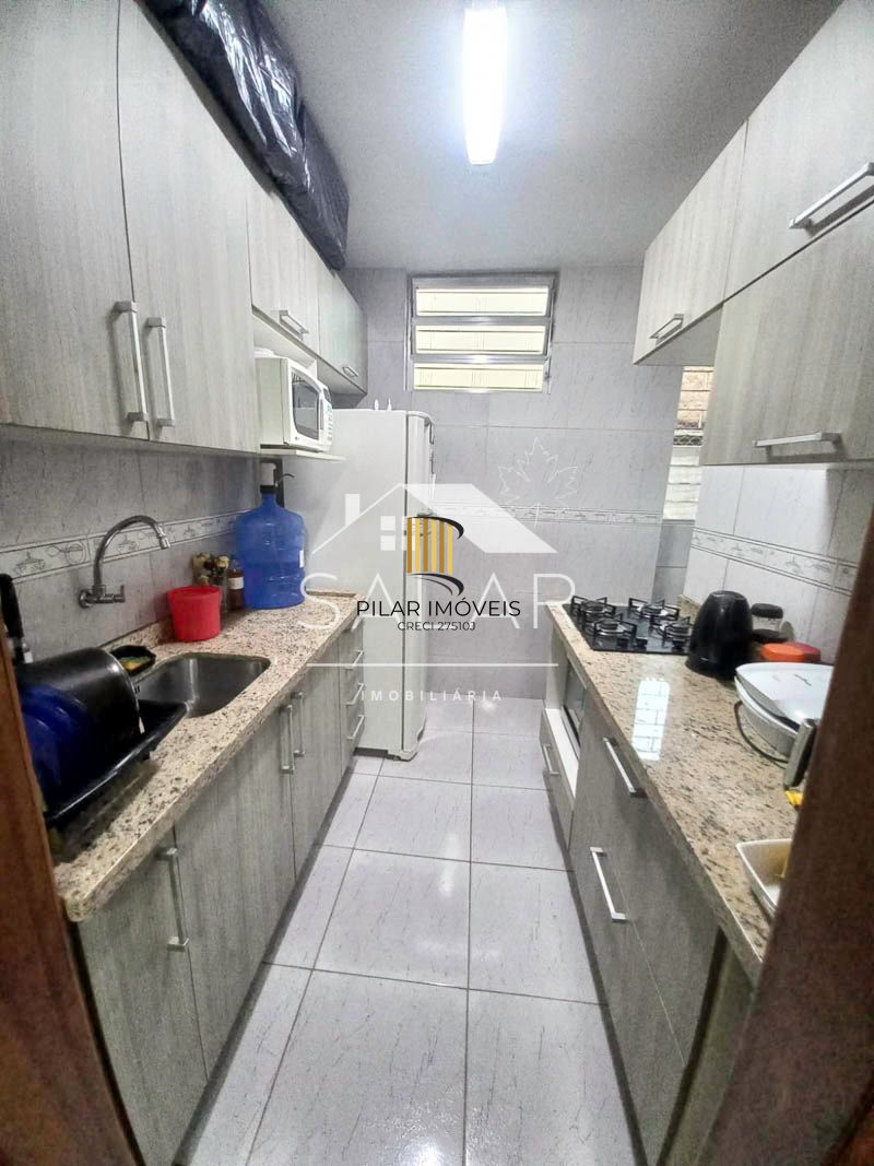 Apartamento de 02 dormitórios no Bairro Vila Ipiranga, Porto Alegre, Rio Grande do Sul