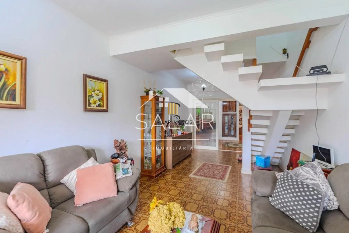 Casa com piscina no Bairro Partenon – Porto Alegre – RS