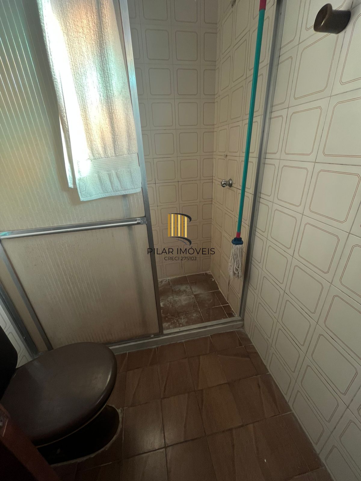 Casa ampla com potencial residencial e comercial | 220m² | Porto Alegre, Rio Grande do Sul