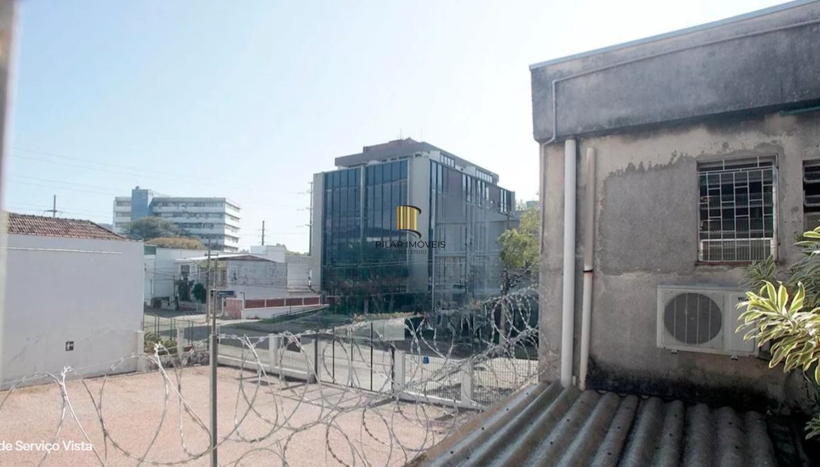 Apartamento com sacada, Bairro Santana, Porto Alegre/RS