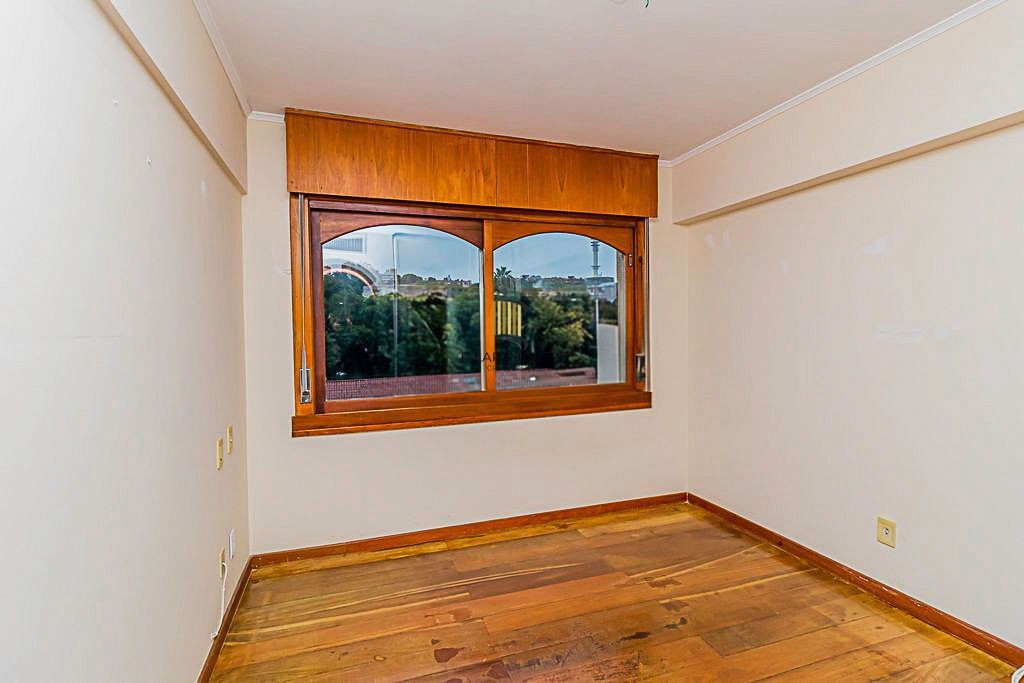 Apartamento de 02 dormitórios com estilo, Bairro Menino Deus, Porto Alegre, Rio Grande do Sul