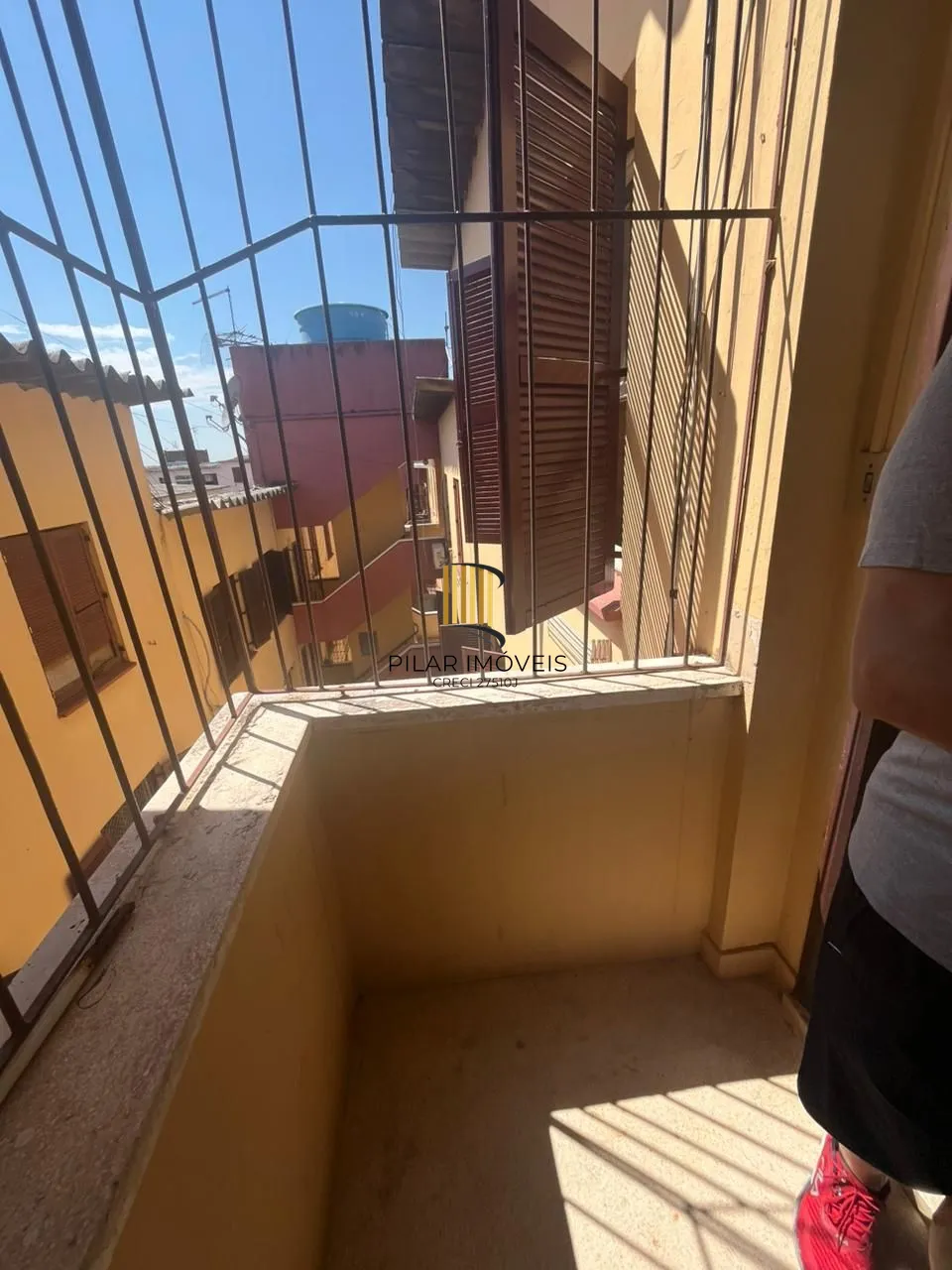 Apartamento 2 Dormitórios Reformado com Localização Imbatível