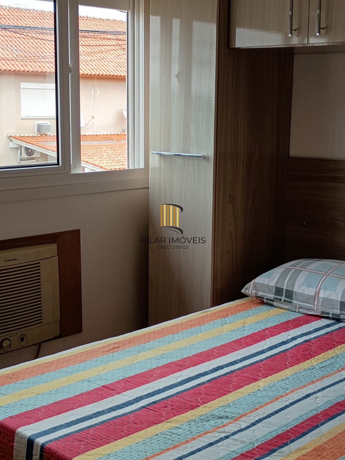 Excelente sobrado de 02 dormitórios, Bairro Rio Branco, Canoas/RS