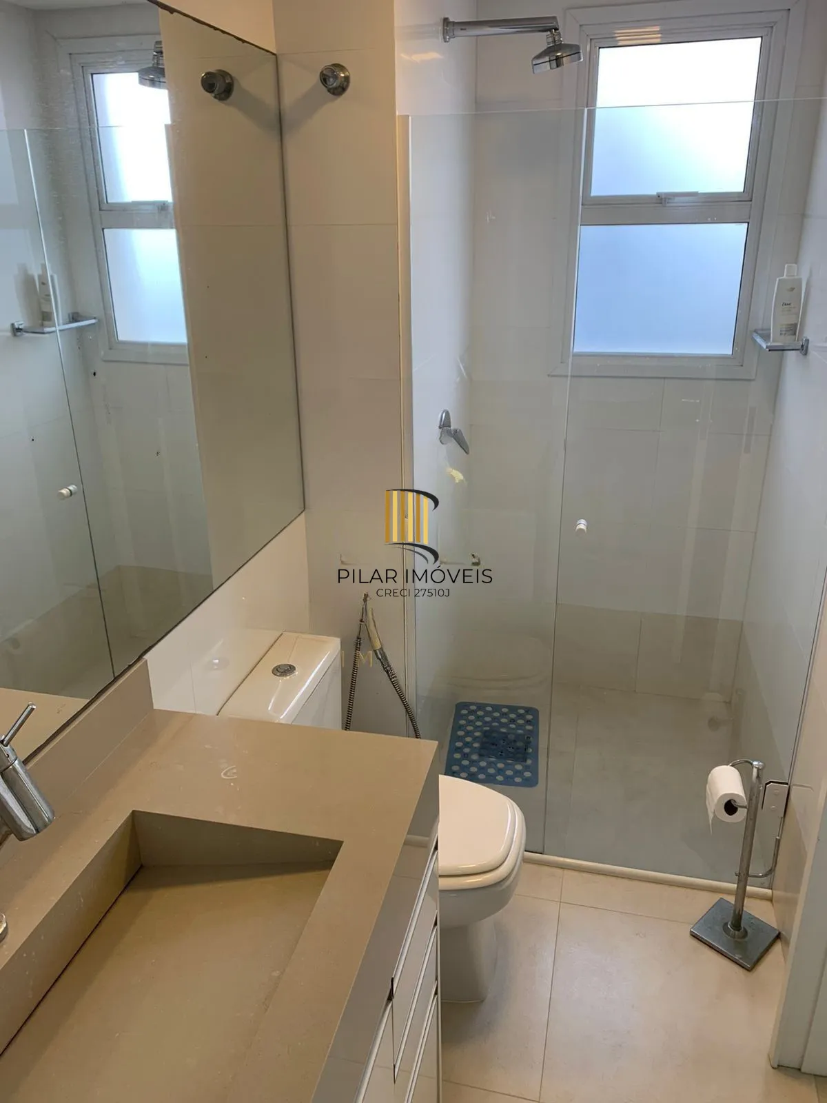 Amplo Apartamento de 3 Dormitórios com 151m² no Centro de Torres
