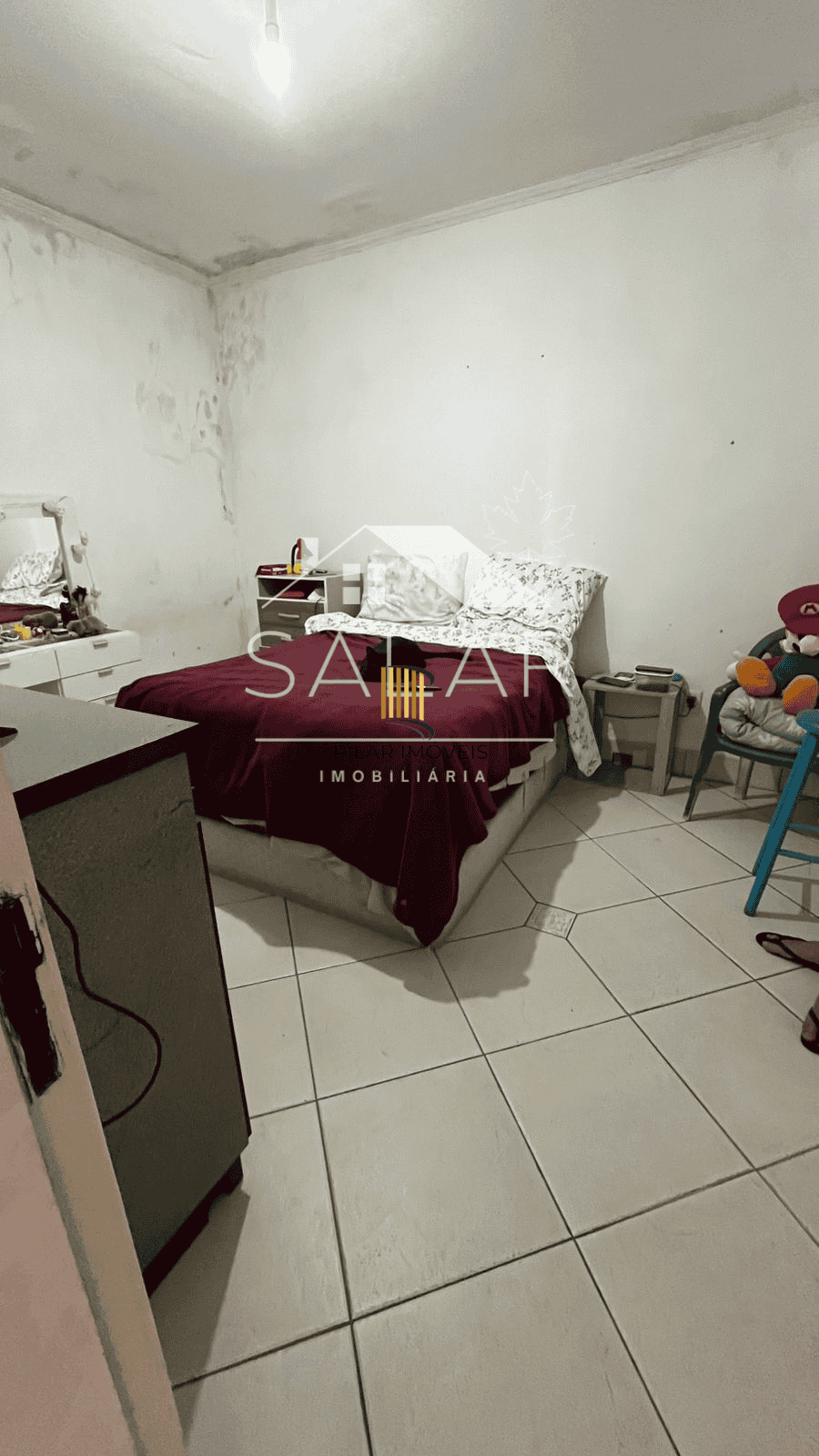 Cobertura com 03 dormitórios, Bairro Passo da Areia, Porto Alegre/RS