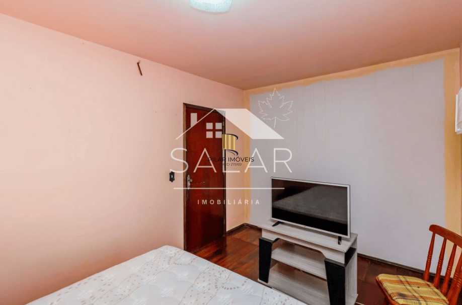 Casa em ótima localização, com 201m², Bairro Medianeira, Porto Alegre/RS