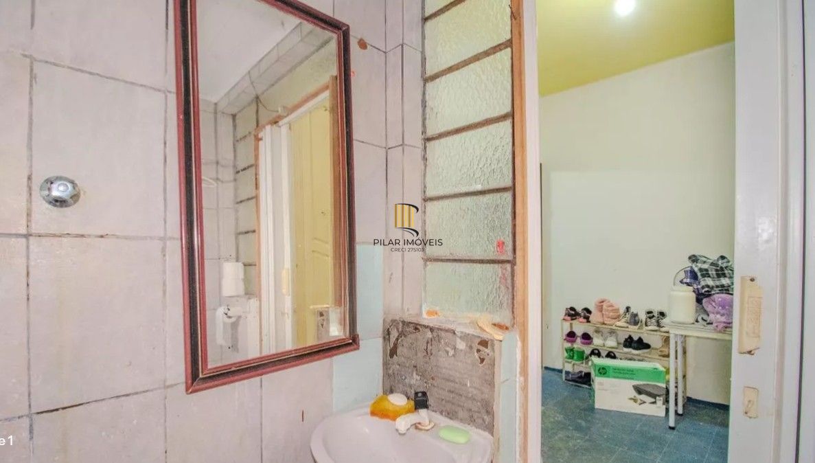 Apartamento térreo, Bairro IAPI, Porto Alegre/RS