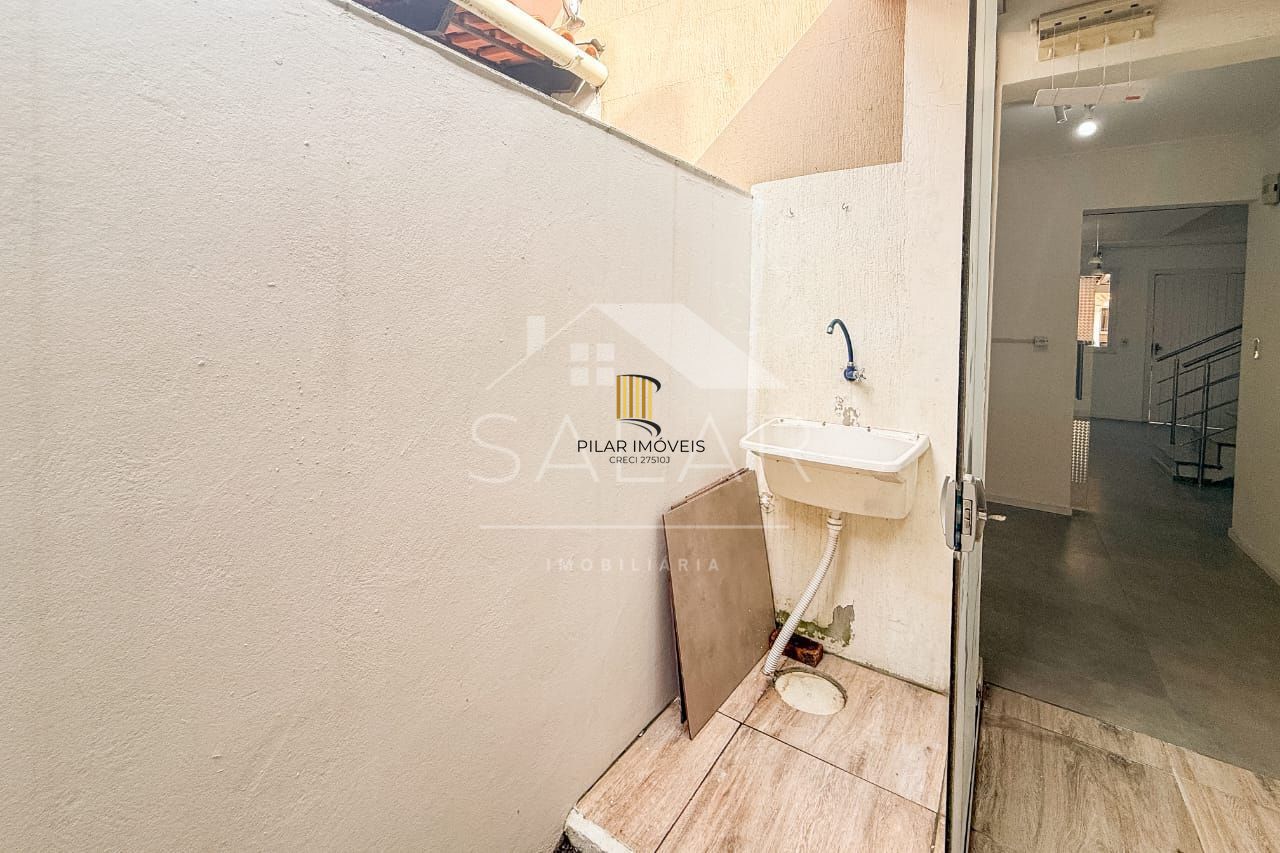 Casa de Condomínio 2 dormitórios no bairro Rio Branco