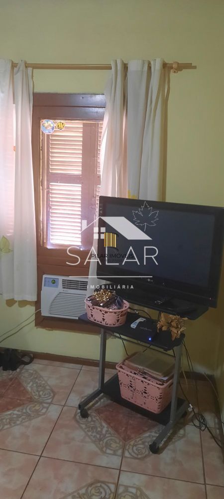 Casa com 03 dormitórios, Bairro Rubem Berta, Porto Alegre, Rio Grande do Sul