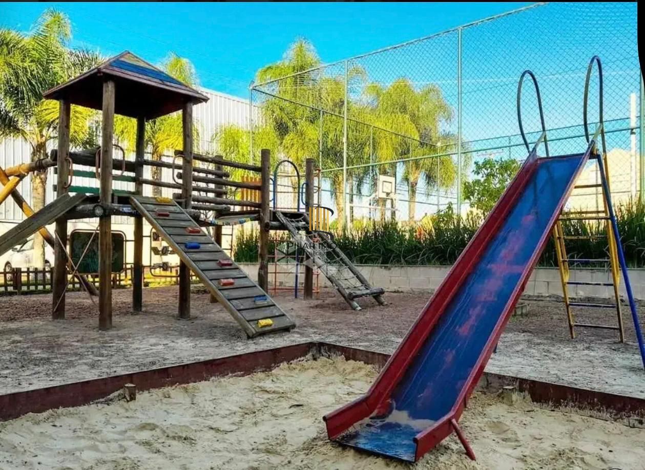 Casa de Condomínio 2 dormitórios no bairro Passo da Areia