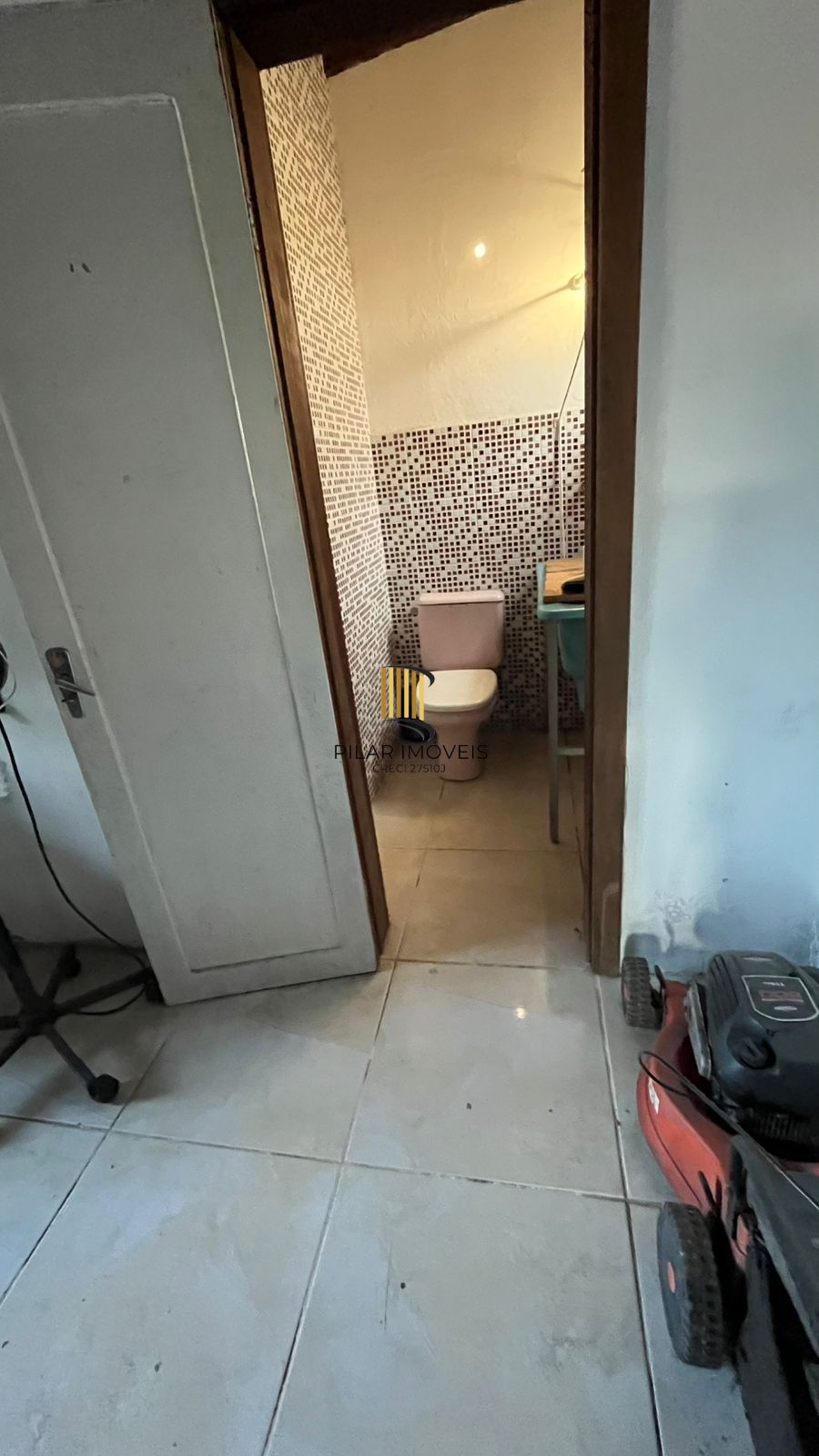 Casa de 03 dormitórios com suíte, Bairro Camaquã, Porto Alegre/RS