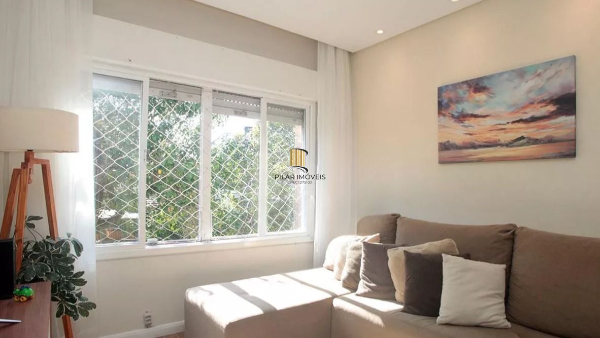 Apartamento com sacada, Bairro Santana, Porto Alegre/RS