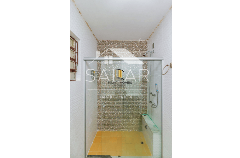 Casa em ótima localização, com 201m², Bairro Medianeira, Porto Alegre/RS