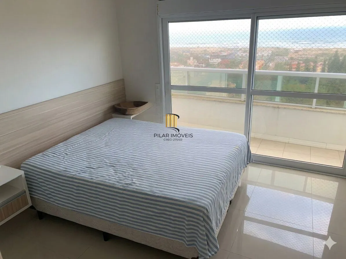 Amplo Apartamento de 3 Dormitórios com 151m² no Centro de Torres