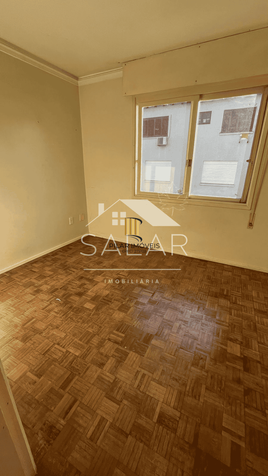 Apartamento de 02 dormitórios, Bairro Medianeira, Porto Alegre/RS