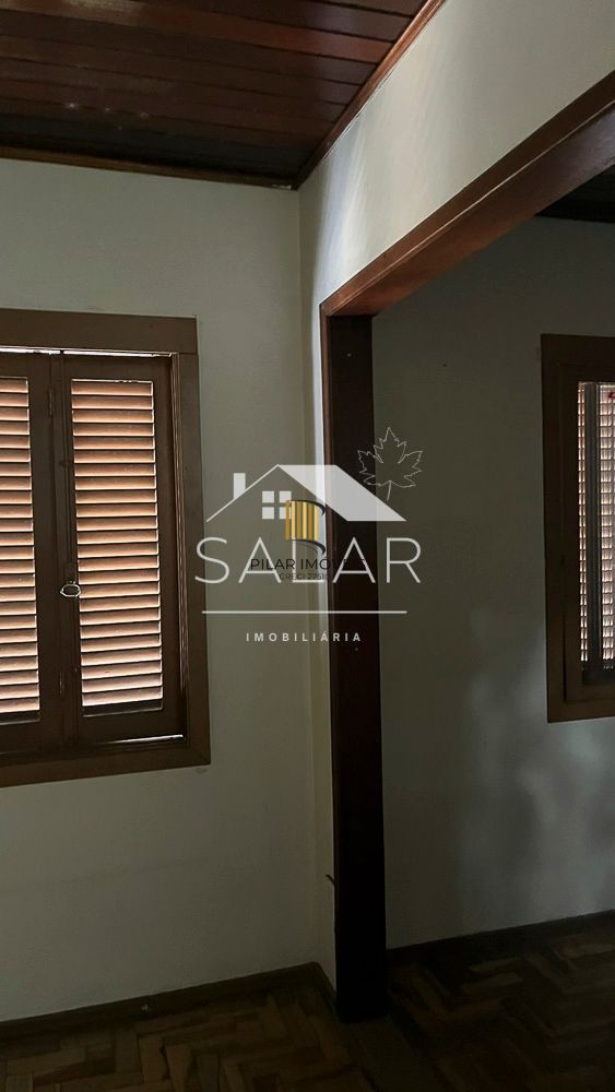 Terreno com duas casas no pátio, Bairro Teresópolis, Porto Alegre, Rio Grande do Sul