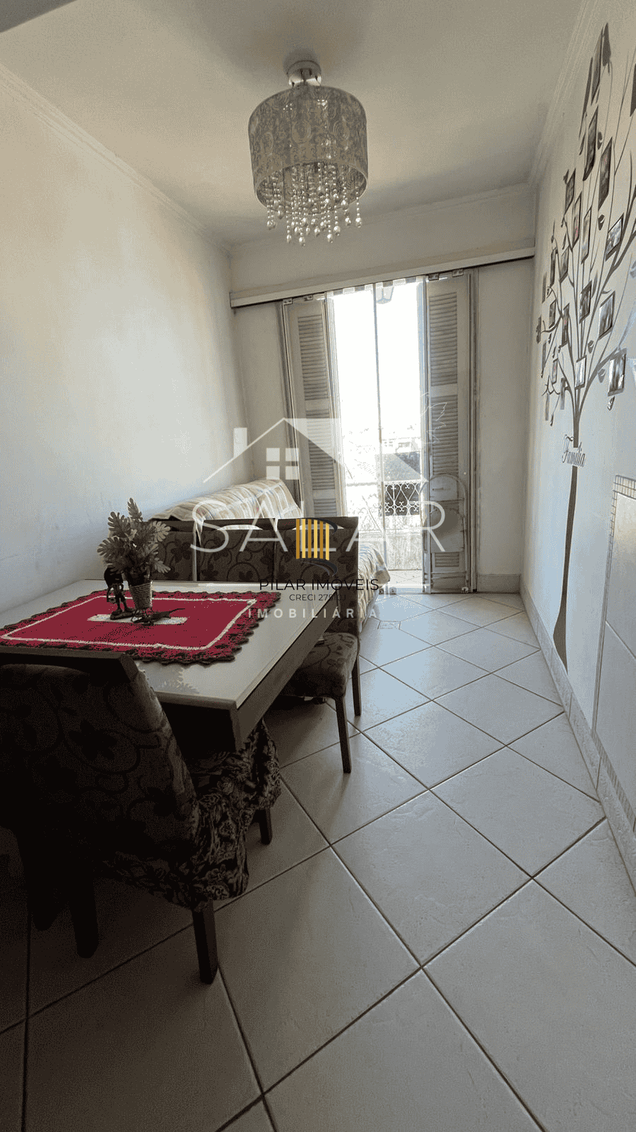 Cobertura com 03 dormitórios, Bairro Passo da Areia, Porto Alegre/RS