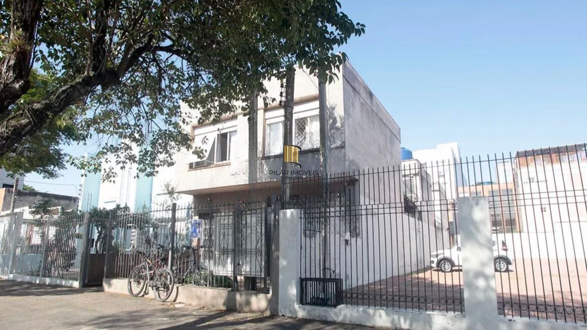 Apartamento com sacada, Bairro Santana, Porto Alegre/RS