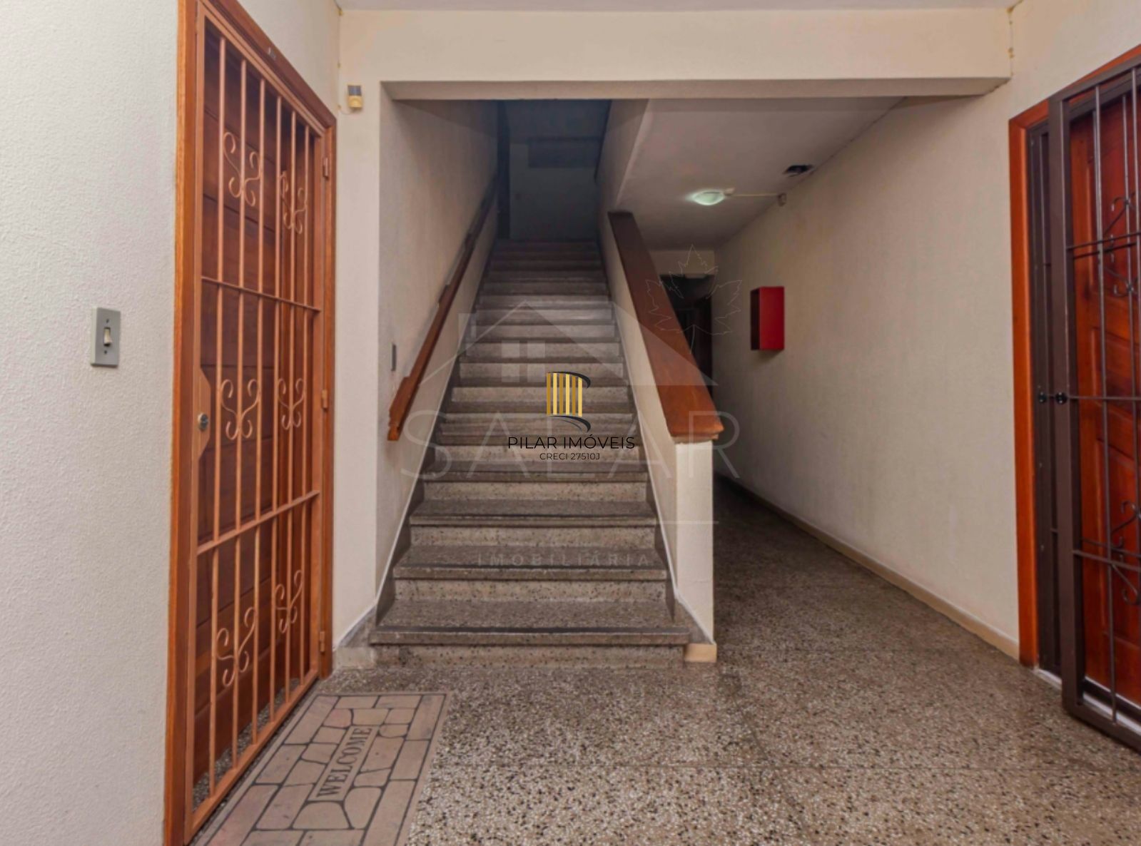 Viva com conforto e praticidade em um charmoso apartamento de 01 dormitório no Bairro Sarandi, em Porto Alegre.