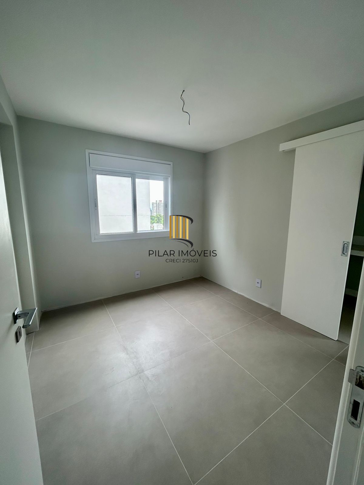 Excelente apartamento de 03 dormitórios, Bairro Vila Ipiranga, Porto Alegre/RS