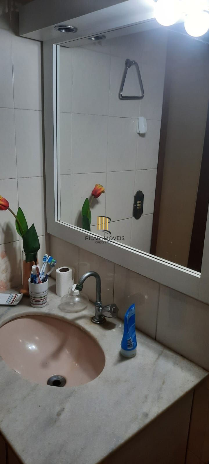 Casa com 03 dormitórios, Bairro Rubem Berta, Porto Alegre, Rio Grande do Sul