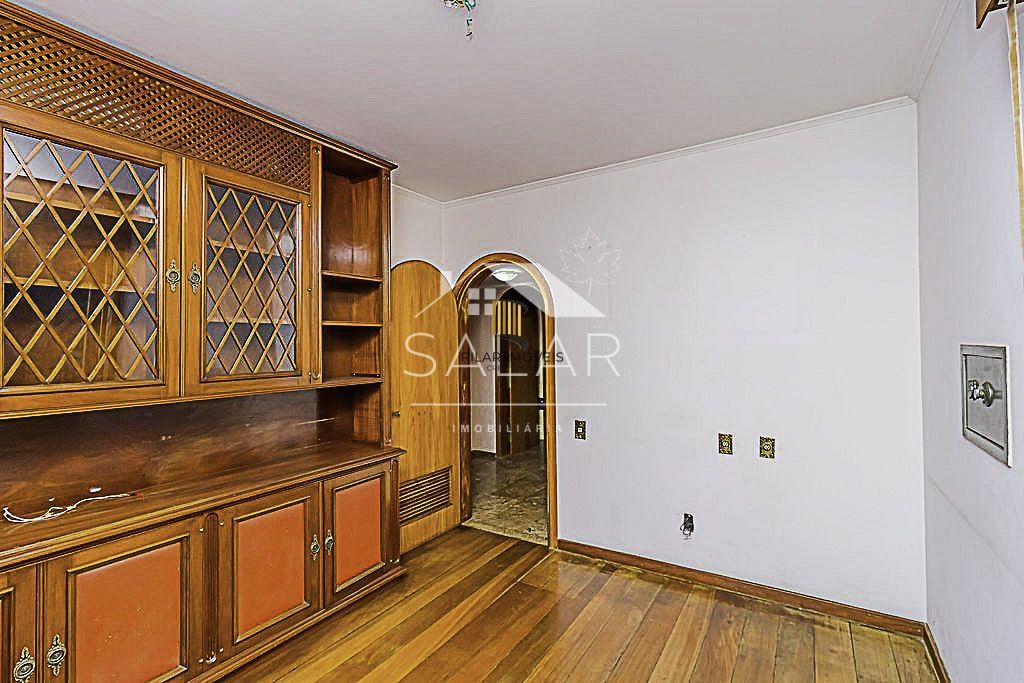 Apartamento de 02 dormitórios com estilo, Bairro Menino Deus, Porto Alegre, Rio Grande do Sul