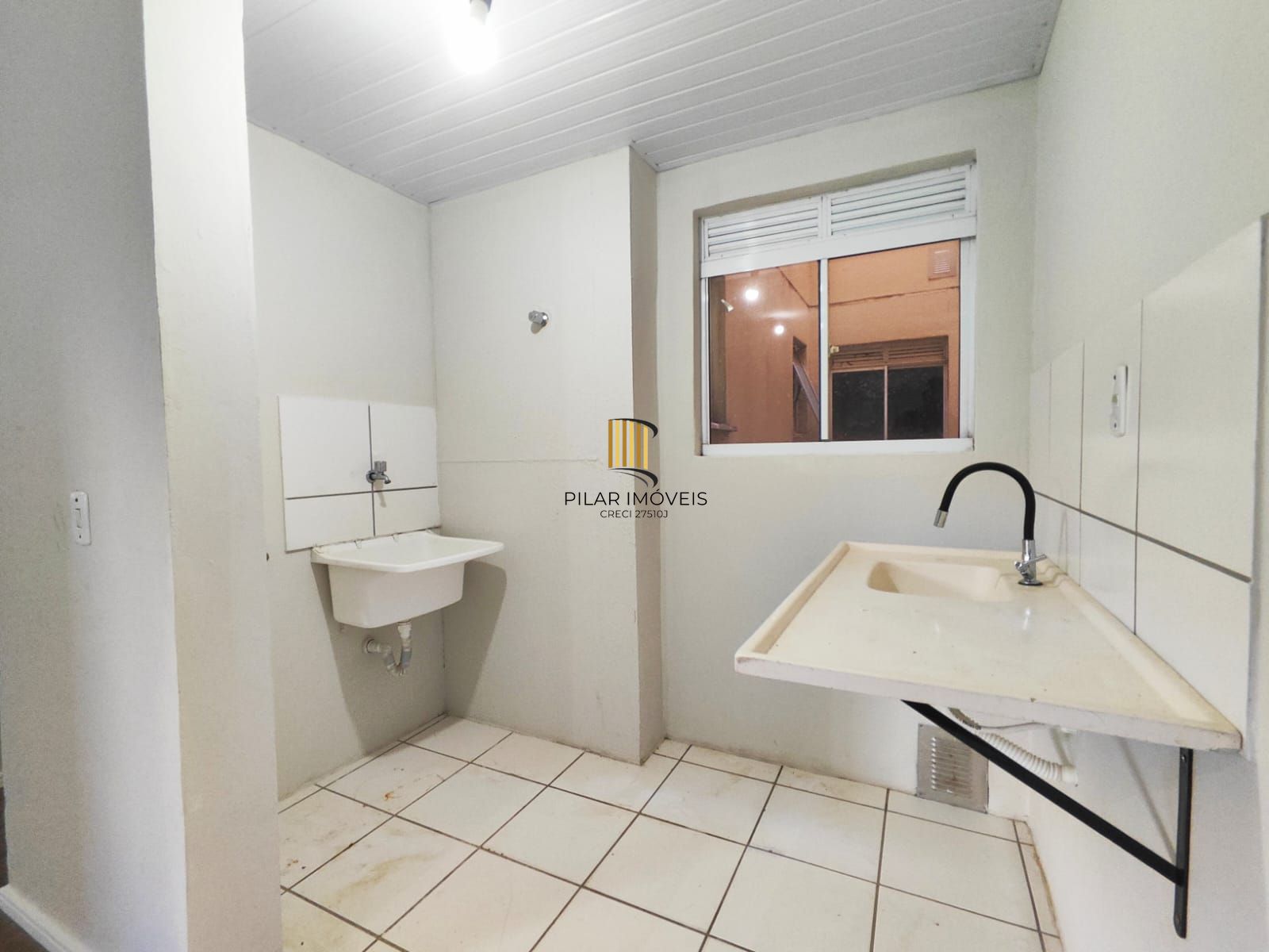 Estrada do Barro Vermelho, 241, Bairro Restinga, Porto Alegre/RS, CEP 91790-100