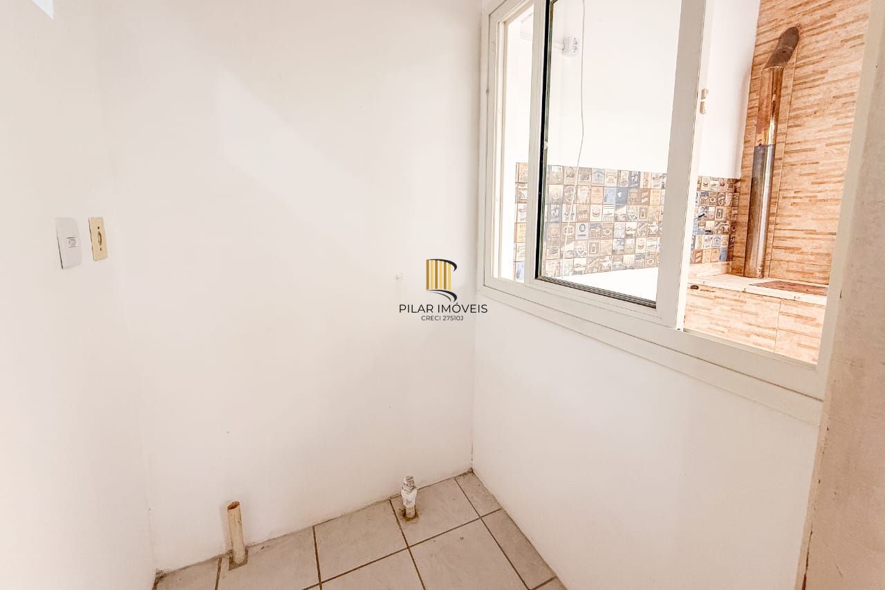 Casa de Condomínio 2 dormitórios no bairro Passo da Areia