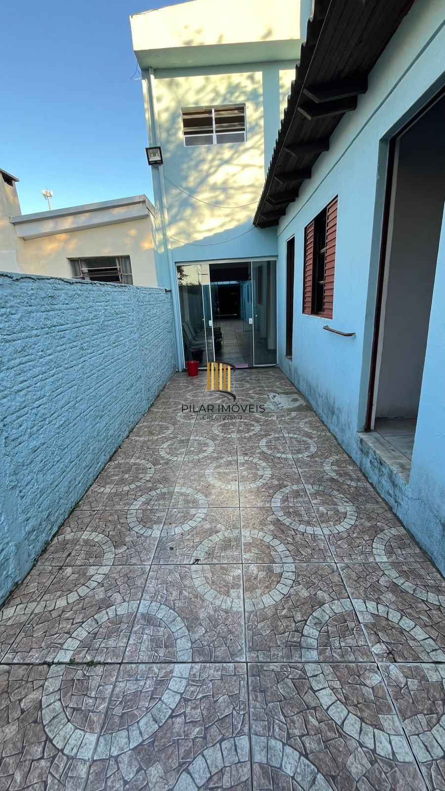 Casa de 03 dormitórios com suíte, Bairro Camaquã, Porto Alegre/RS