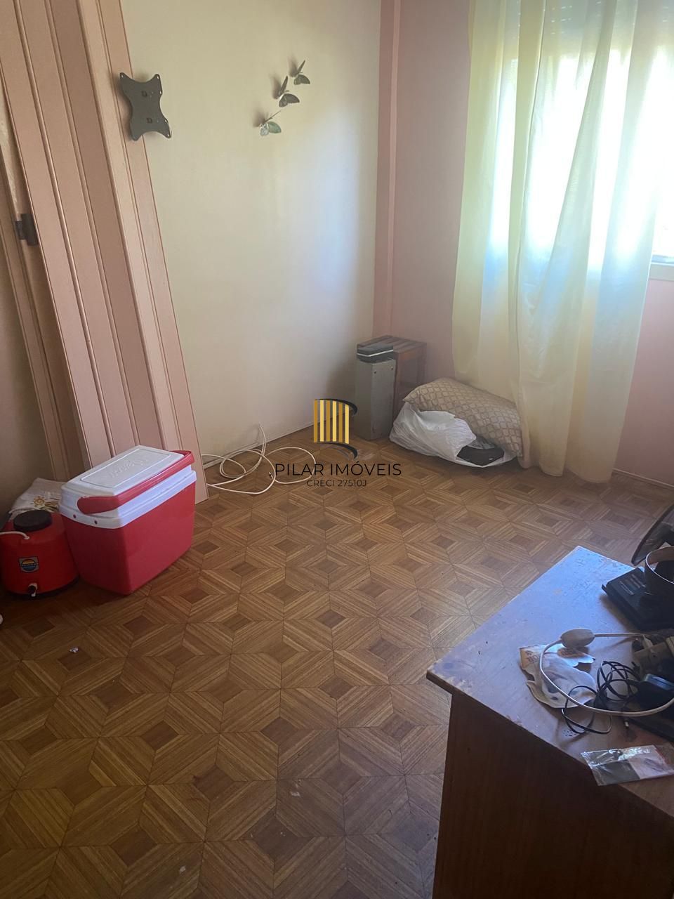 Apartamento com 02 dormitórios, Bairro Camaquã, Porto Alegre/RS