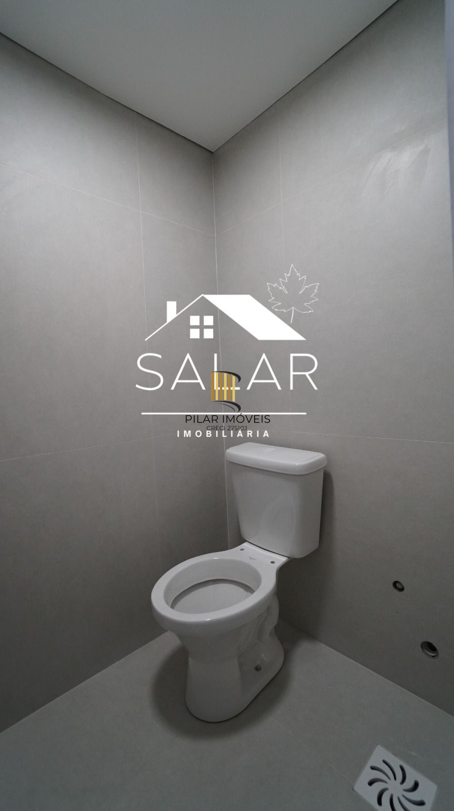 Apartamento térreo com garden privativo, parrilla uruguaia, vaga e sol da manhã, Bairro Bom Fim, Porto Alegre – RS