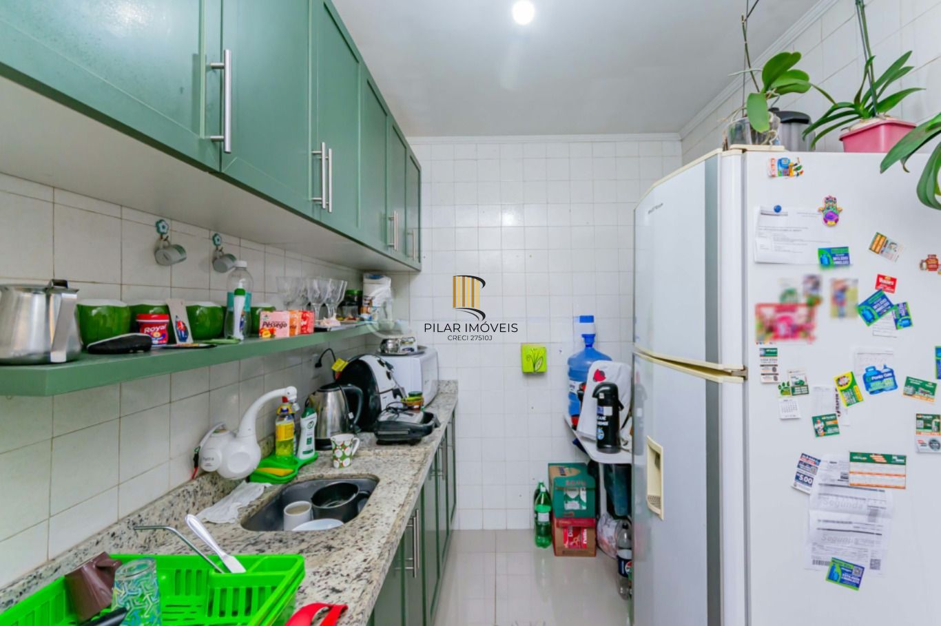 Viva com conforto e praticidade em um charmoso apartamento de 01 dormitório no Bairro Sarandi, em Porto Alegre.