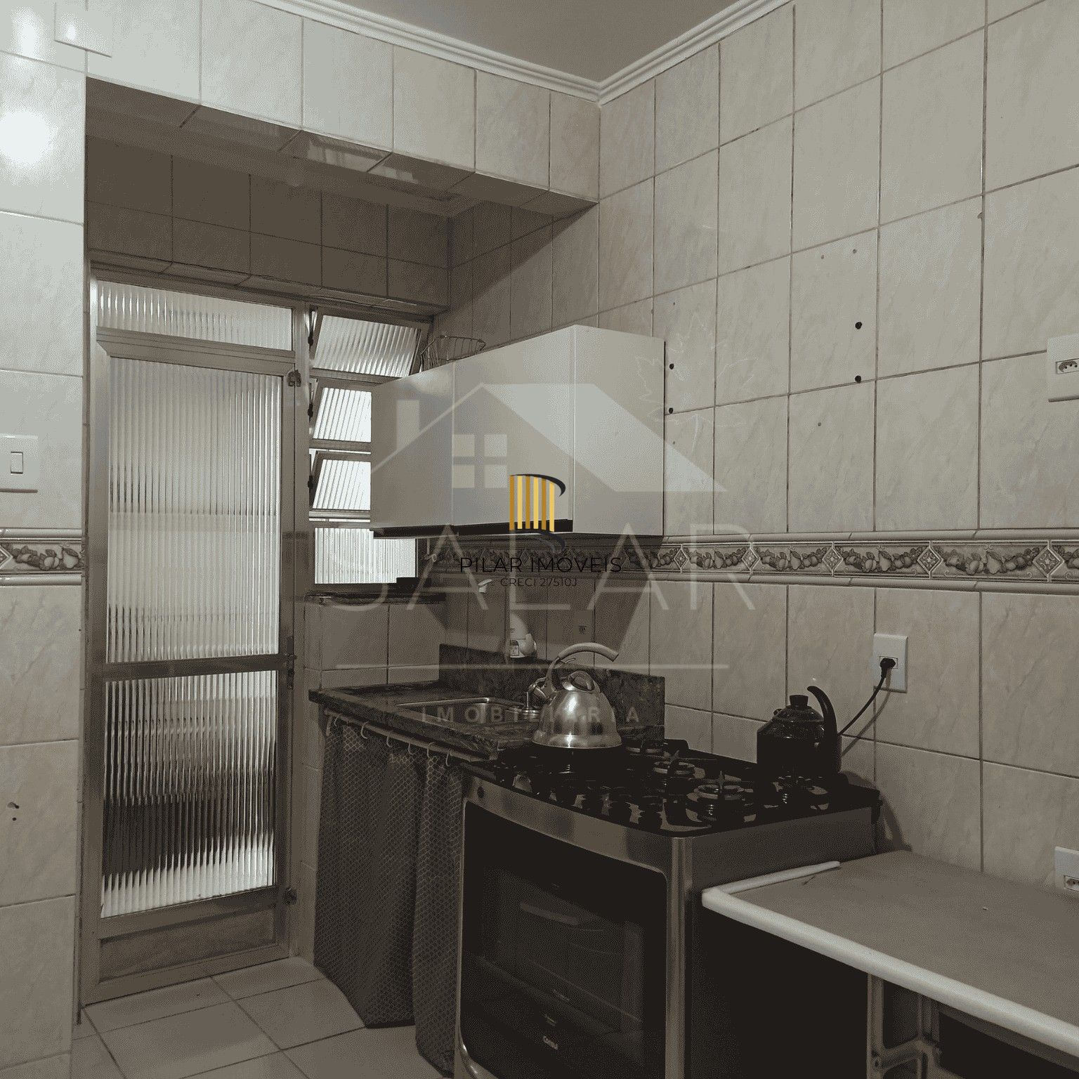 Aconchegante apartamento de 02 dormitórios no Bairro São João, Porto Alegre/RS