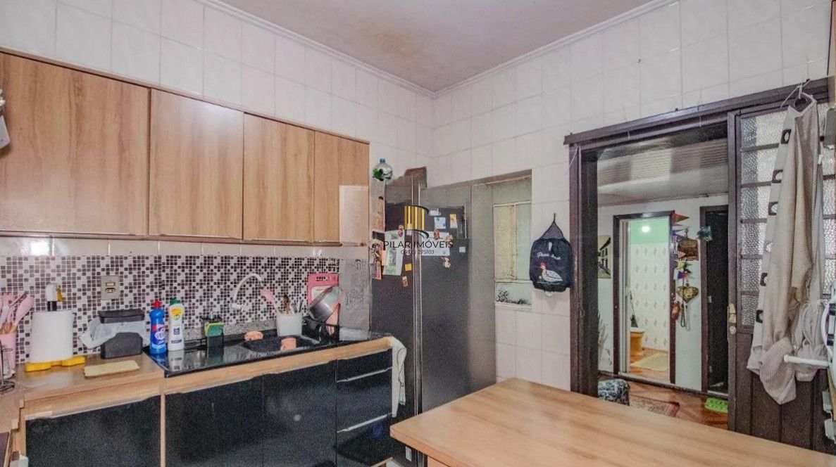 Apartamento térreo, Bairro IAPI, Porto Alegre/RS