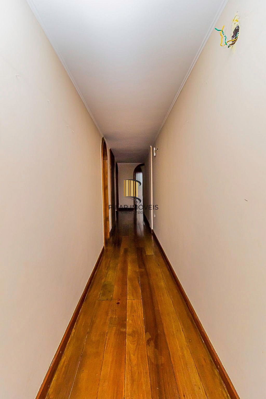 Apartamento de 02 dormitórios com estilo, Bairro Menino Deus, Porto Alegre, Rio Grande do Sul