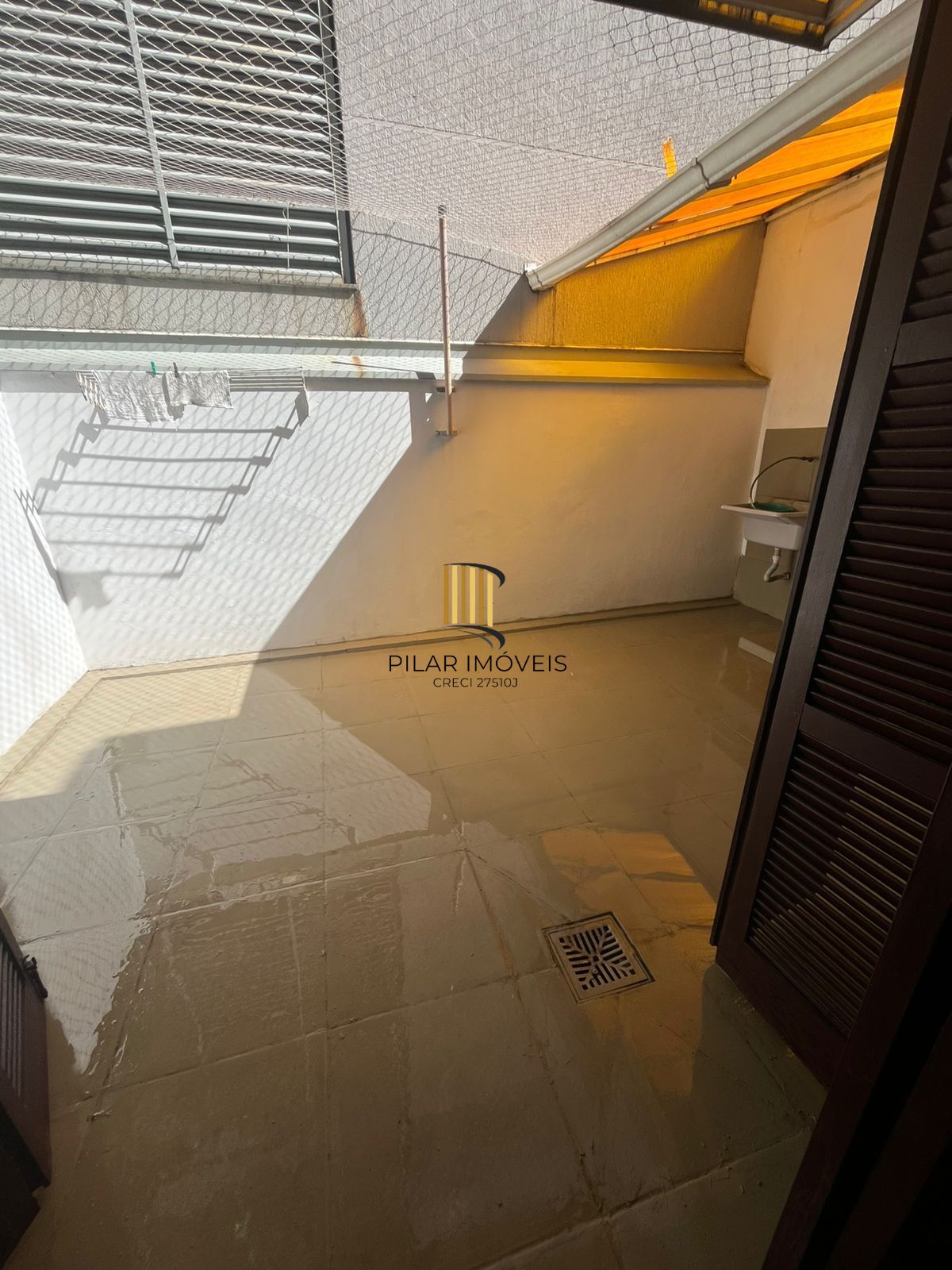 Apartamento mobiliado no Navegantes – 61,15m² privativos, ideal para morar ou investir