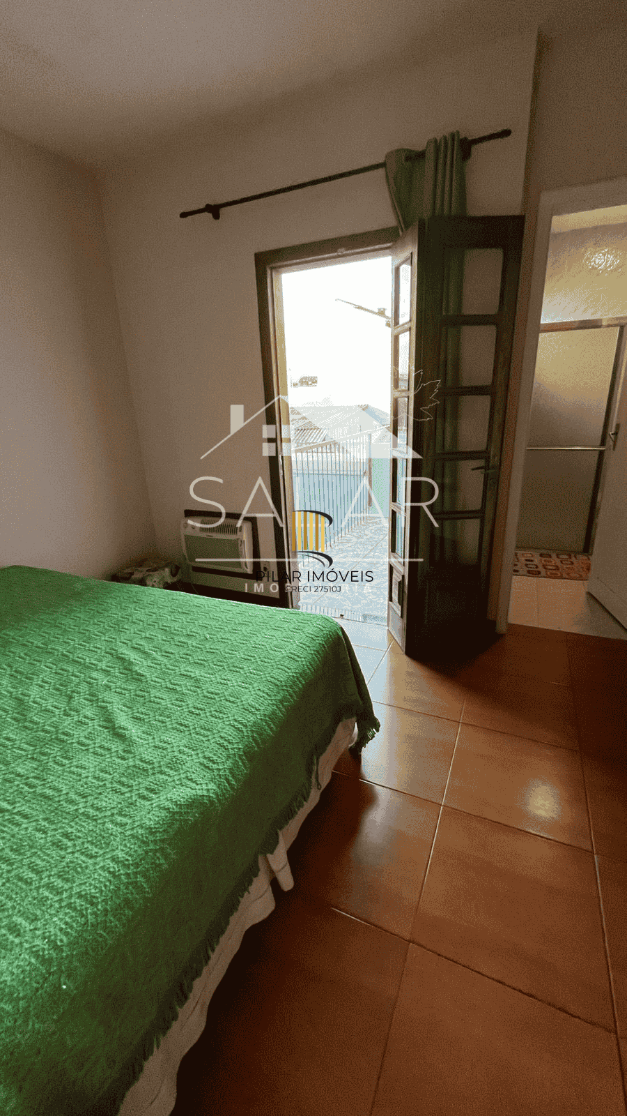 Casa de 03 dormitórios com suíte, Bairro Camaquã, Porto Alegre/RS