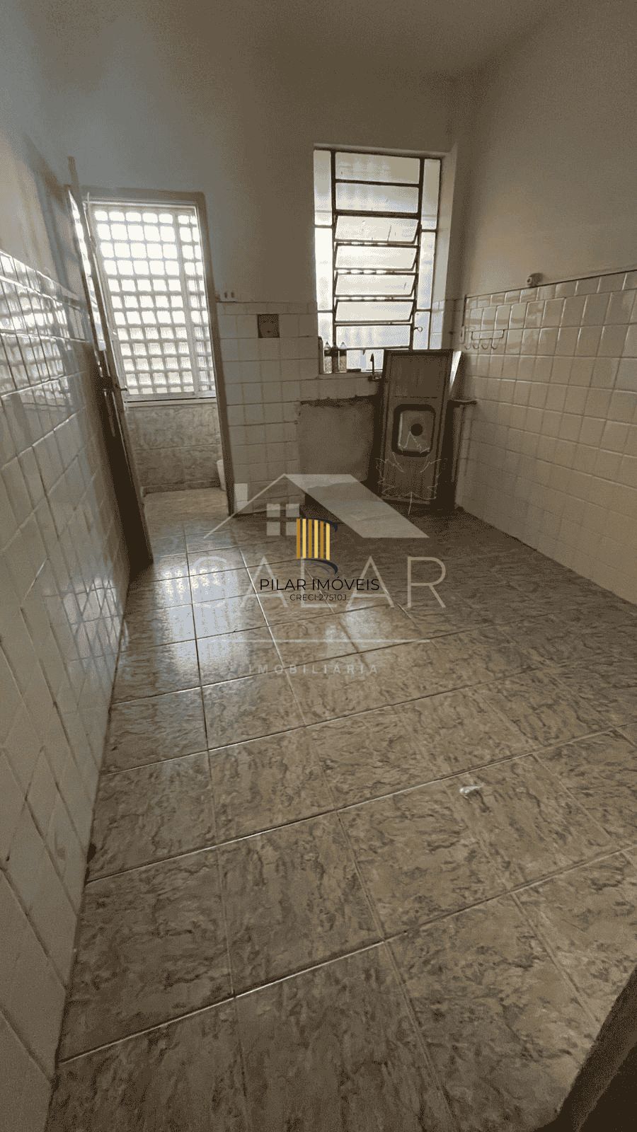 Apartamento 02 dormitórios, Bairro Praia de Belas, Porto Alegre/RS - Pilar Imóveis