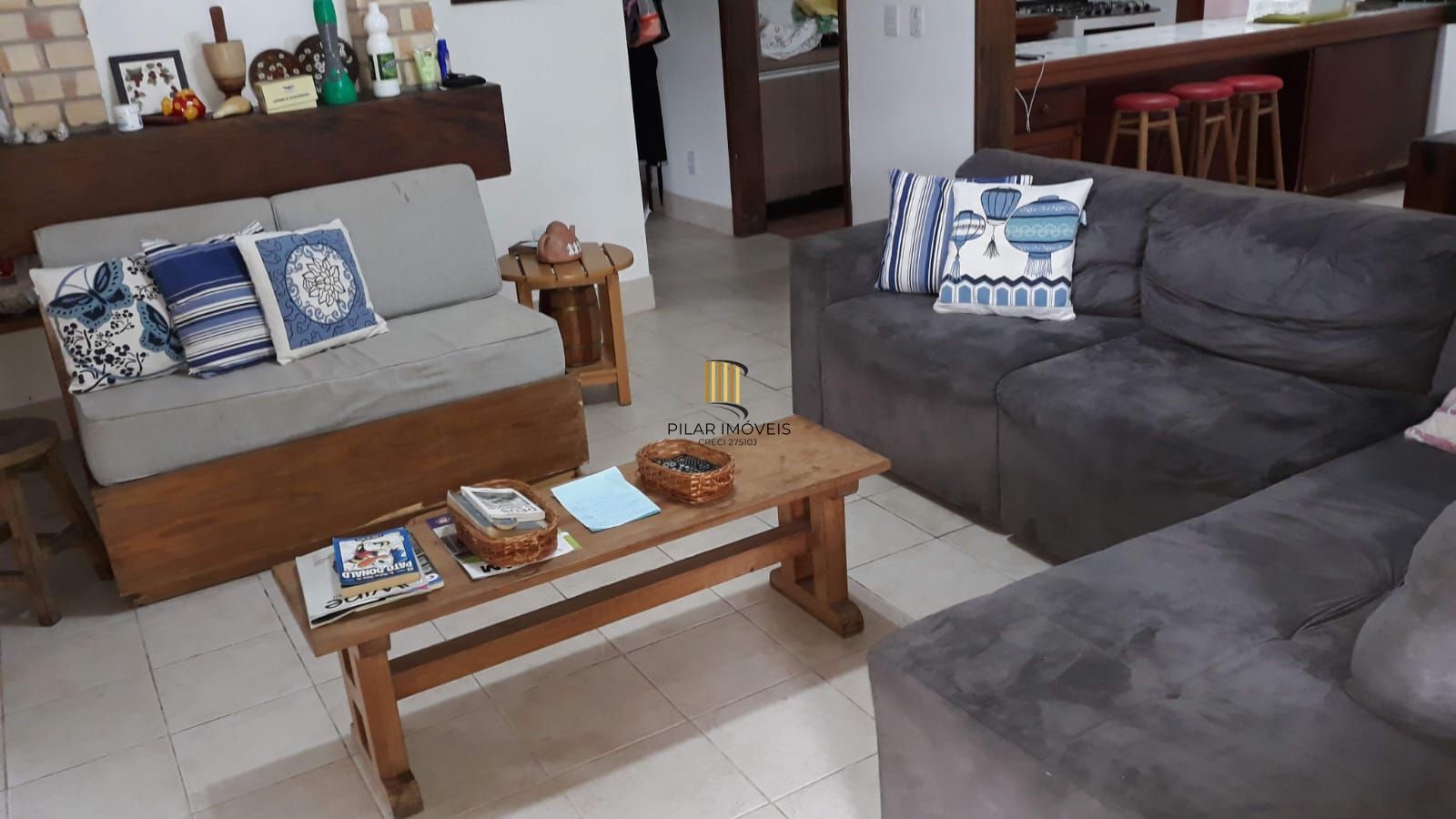 Casa com Piscina e Espaço Gourmet à Venda em  – 3 Dormitórios | Mariluz Plano D