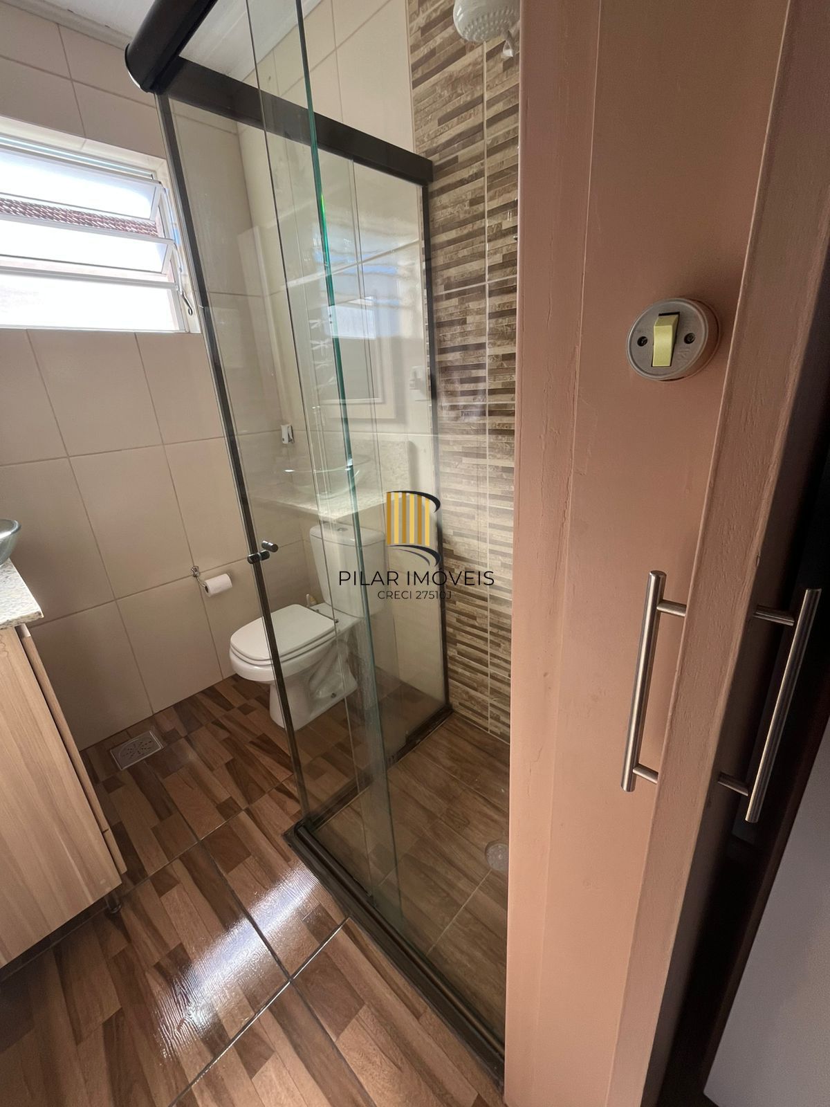 Condomínio Diferenciado na Jardim Leopoldina com Apartamento Totalmente Reformado