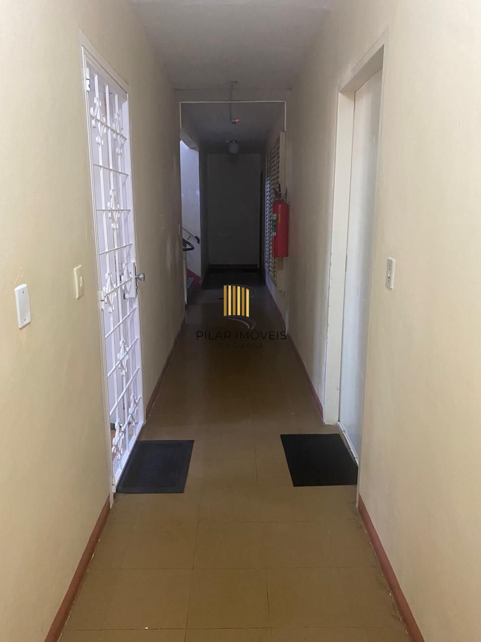 Apartamento com 02 dormitórios, Bairro Camaquã, Porto Alegre/RS